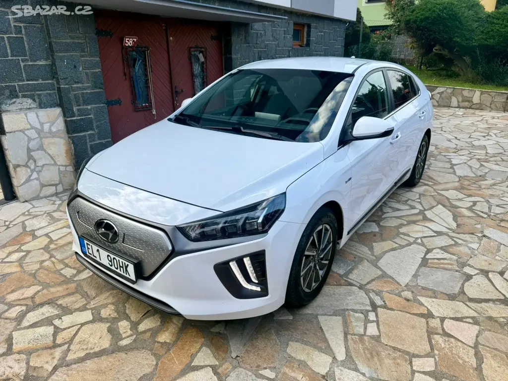 Hyundai Ioniq